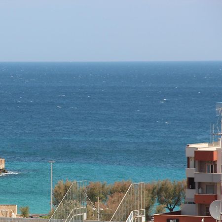 Eyes On The Sea Apartment Monopoli Exterior photo