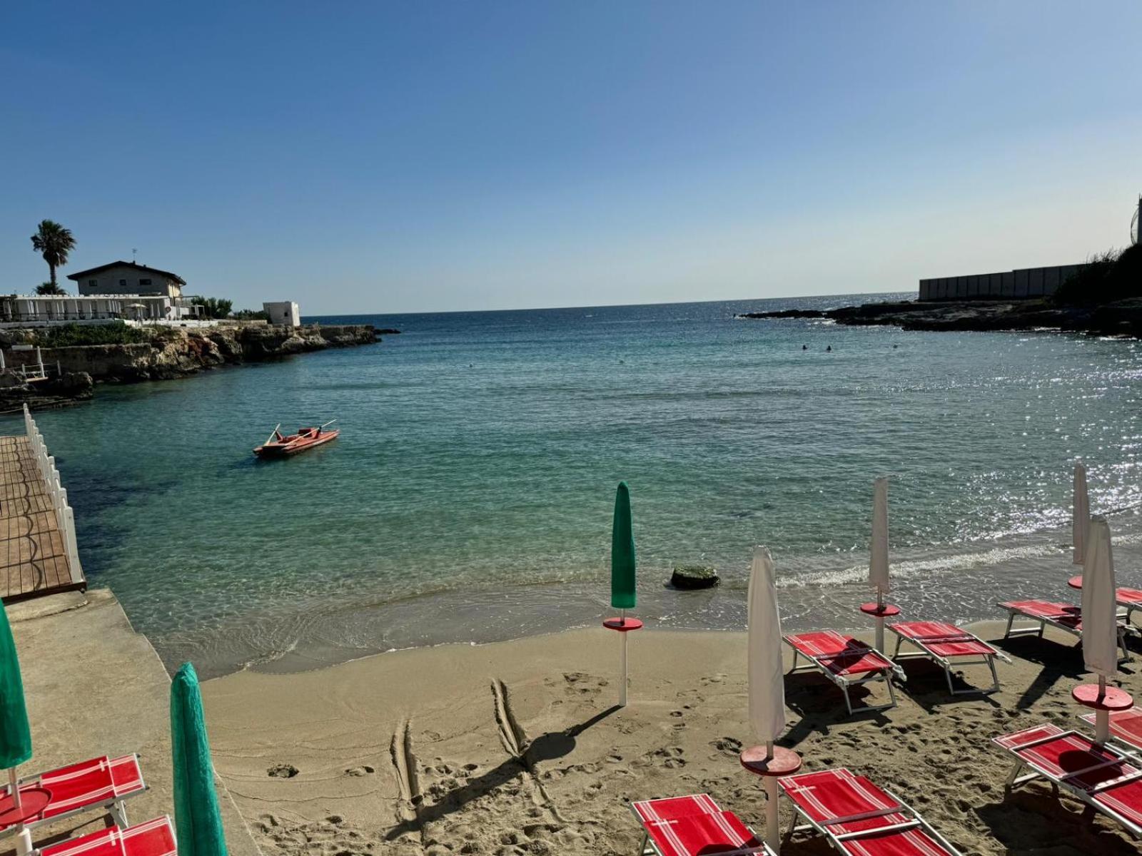 Eyes On The Sea Apartment Monopoli Exterior photo